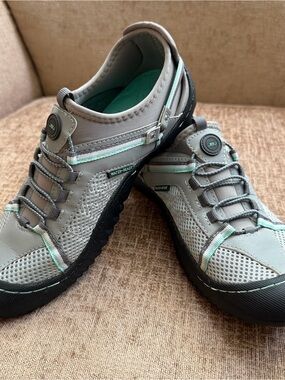 JBU By Jambu Tahoe MJ Womens Slip On Water Ready Shoes Size 7M Light Gray/Teal